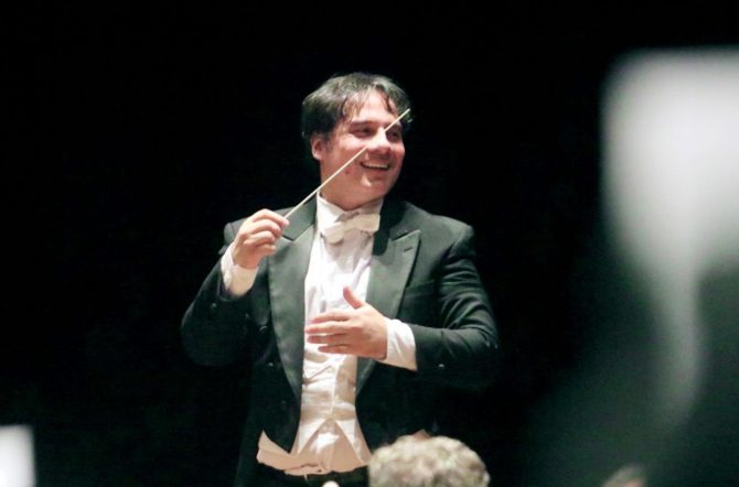 OSP recebe maestro da Sinfônica de Belém e toca Tchaikovsky