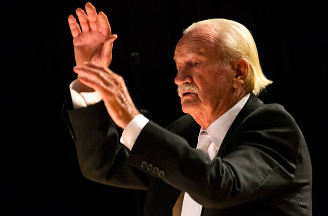 OSP lamenta a morte, aos 96 anos, do maestro Ernst Mahle